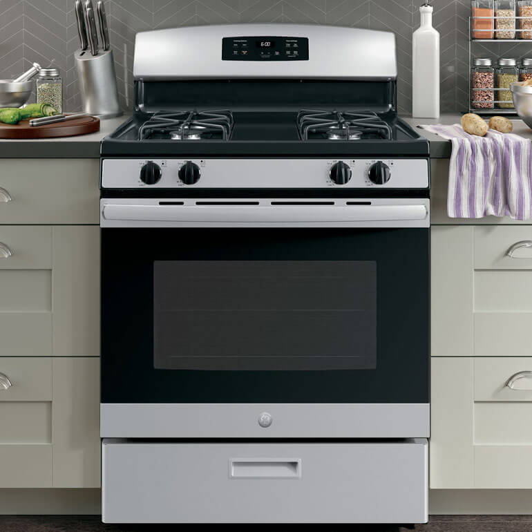 GE 30" Freestanding Gas Range