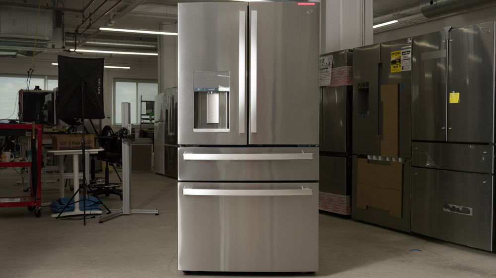GE PVD28BYNFS Refrigerator